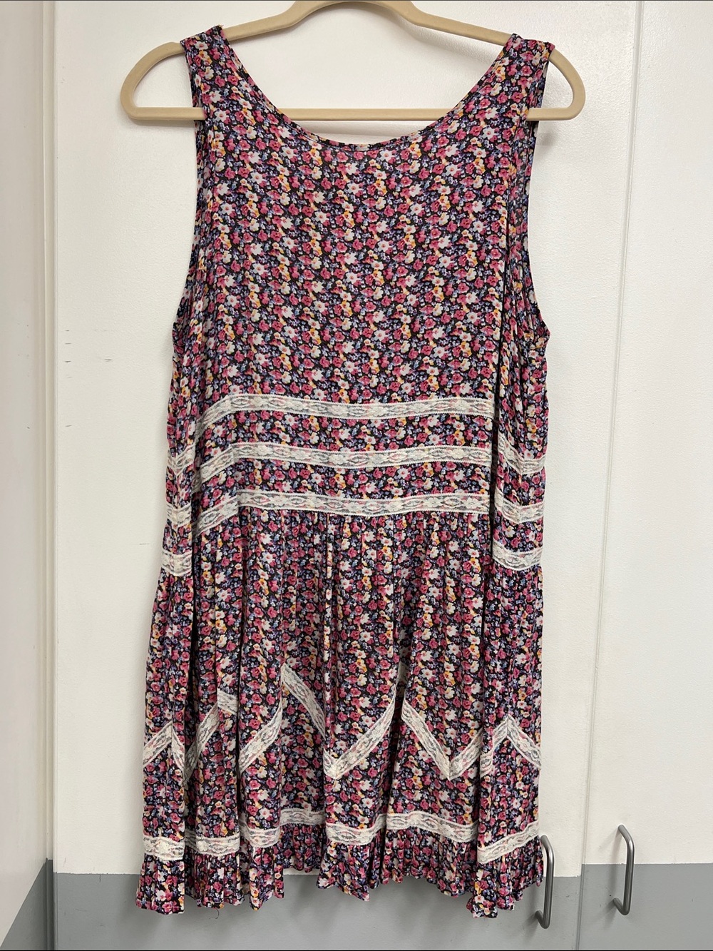 Sleeveless Tank Top Lace-Trim Striped Swing Dress - Floral Reversible